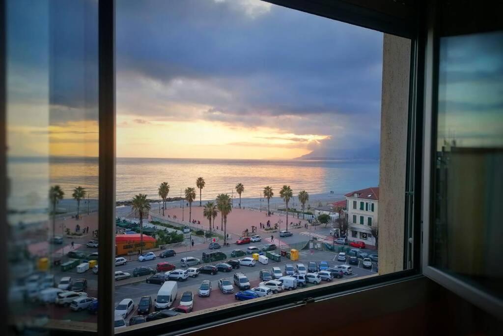 ונטימיגליה Sunset Home מראה חיצוני תמונה